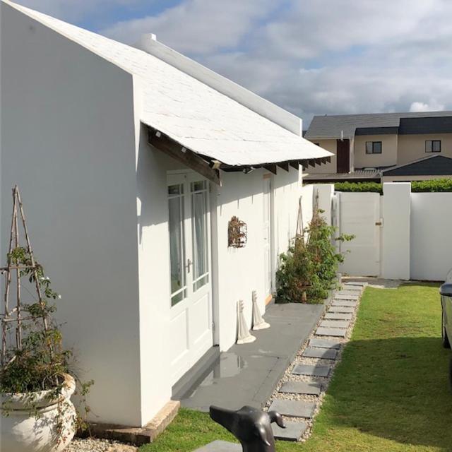 De La Fontaine Guest Cottage And Pool View Luxury Suite Plettenberg Bay Exterior photo